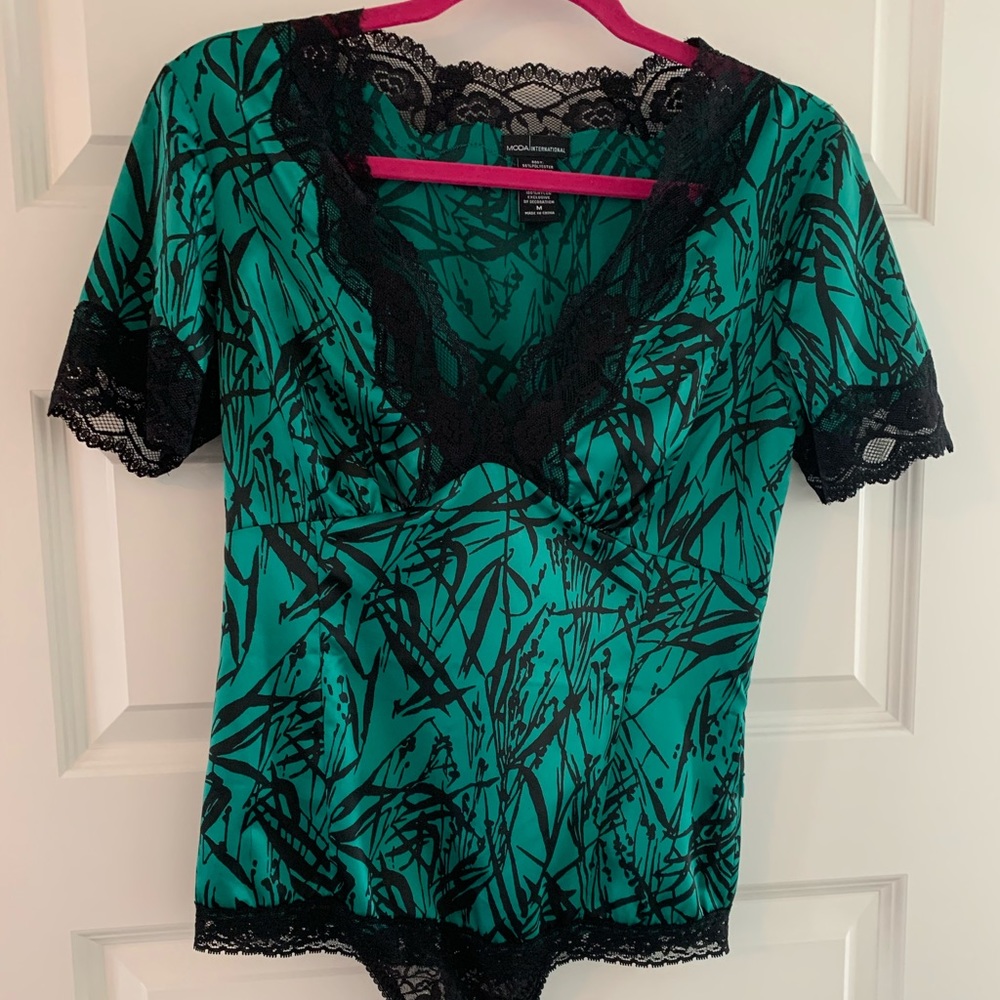 NWOT Victoria’s Secret Lace Thong Bodysuit